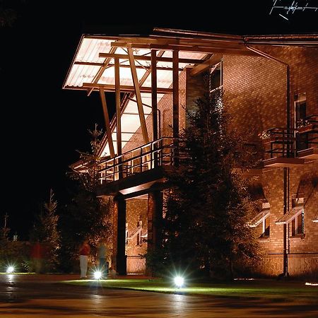 Park-Hotel Butenko Stable Protsev 外观 照片