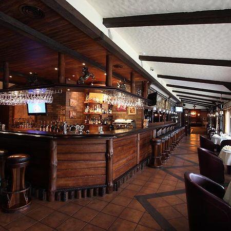 Park-Hotel Butenko Stable Protsev 外观 照片