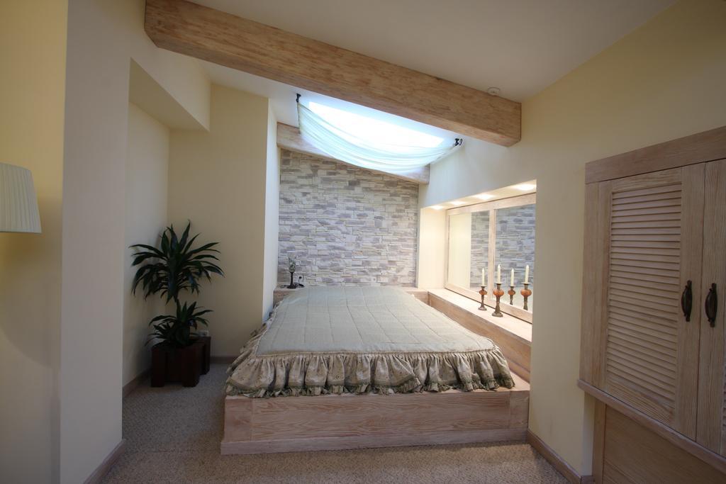 Park-Hotel Butenko Stable Protsev 外观 照片