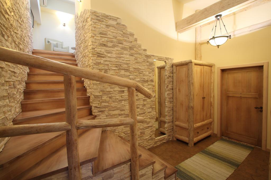 Park-Hotel Butenko Stable Protsev 外观 照片