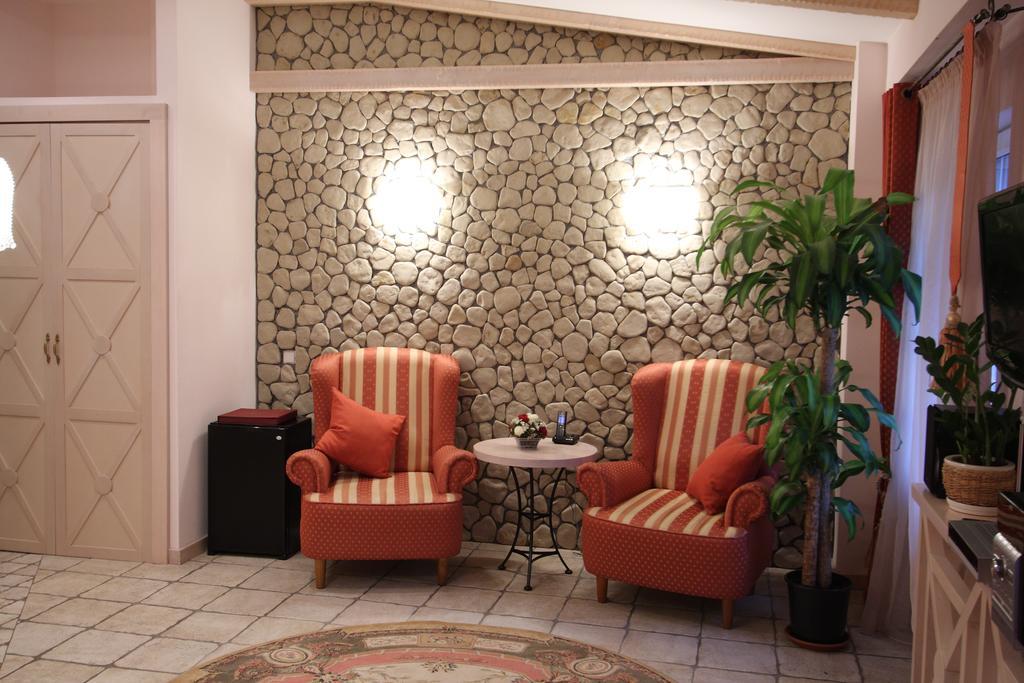 Park-Hotel Butenko Stable Protsev 外观 照片