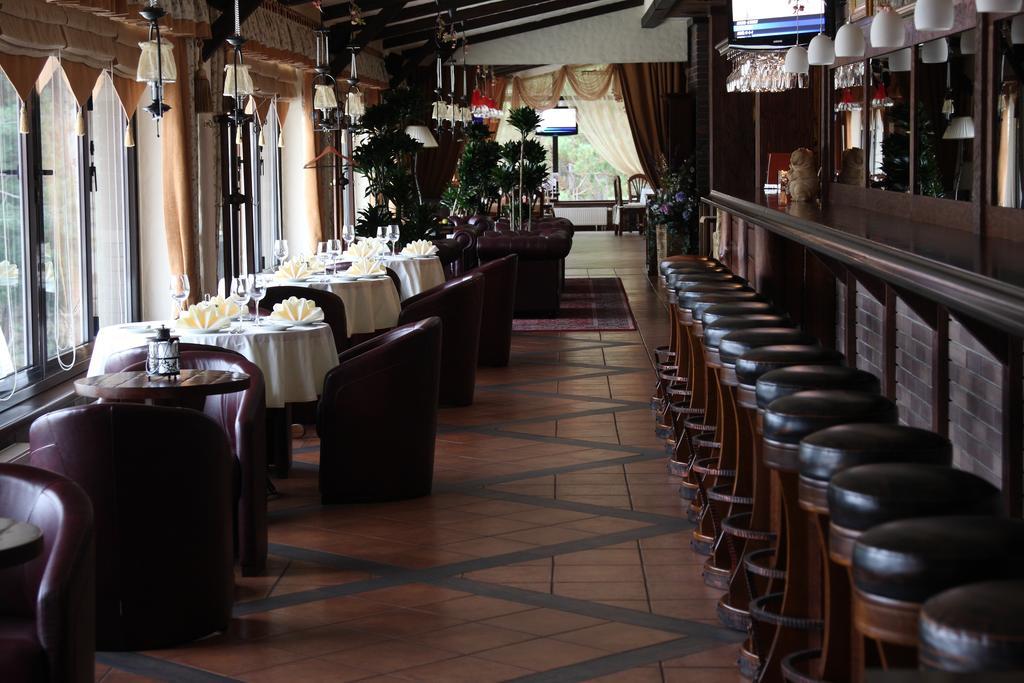 Park-Hotel Butenko Stable Protsev 外观 照片