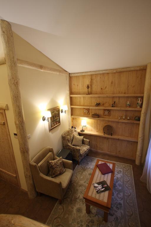Park-Hotel Butenko Stable Protsev 外观 照片