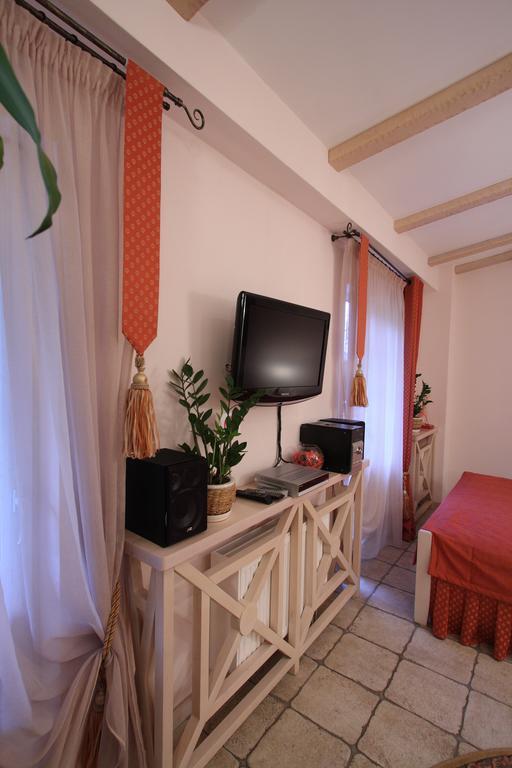 Park-Hotel Butenko Stable Protsev 外观 照片